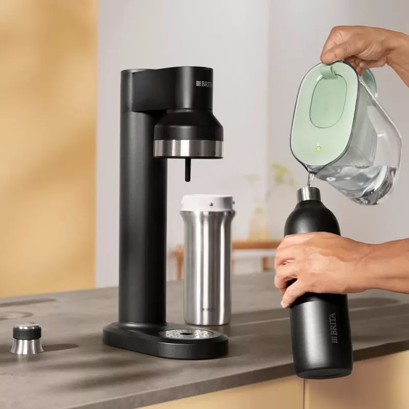 BRITA hiilihapotusvesipullo 650 ml, ruostumaton teräs, musta, konepesunkestävä