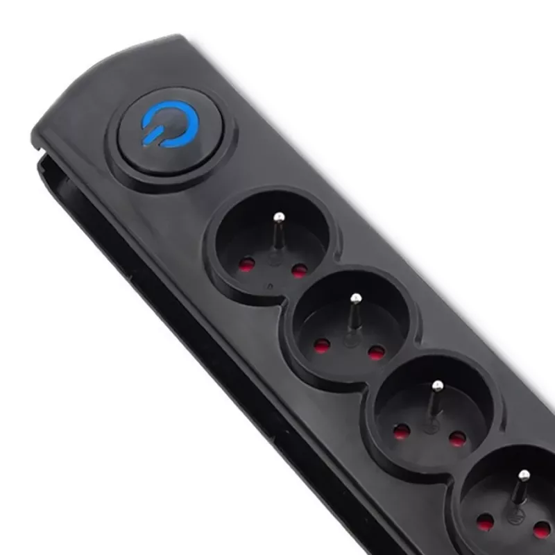 Ylijännitesuoja Qoltec 50172 musta 6 AC-pistorasiaa 230V 5m