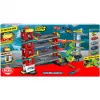 Dickie Parkgarage monikerroksinen + 5 autoa 333-9000