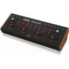 Analoginen jousisoitinyhtye-syntetisaattori Behringer SOLINA STRING ENSEMBLE (malli 0718-AAM86-EU1)
