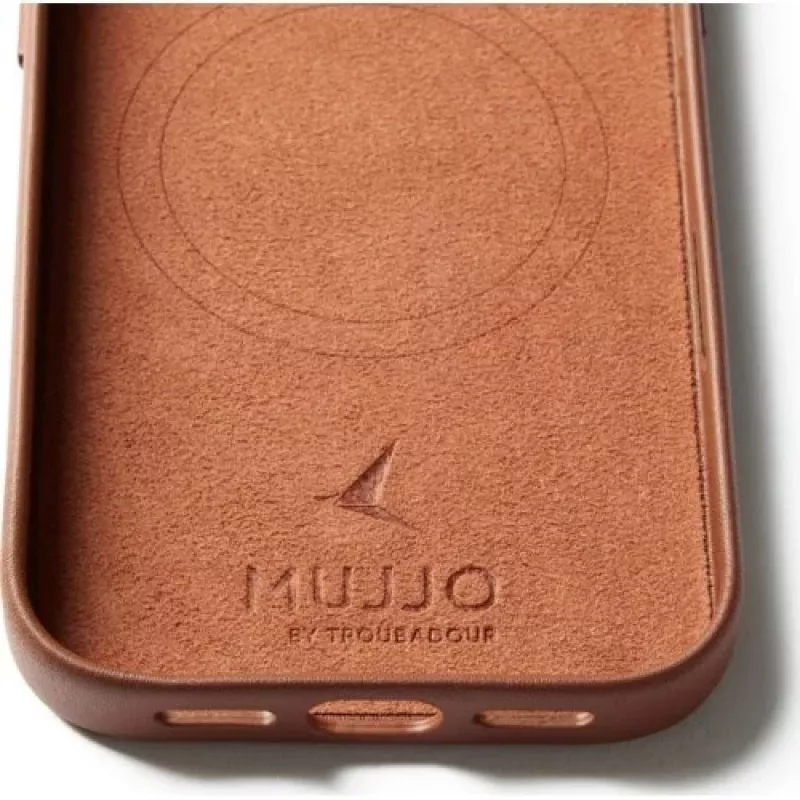 Mujjo Full Leather Case MagSafe -kotelo iPhone 17 Pro ruskea