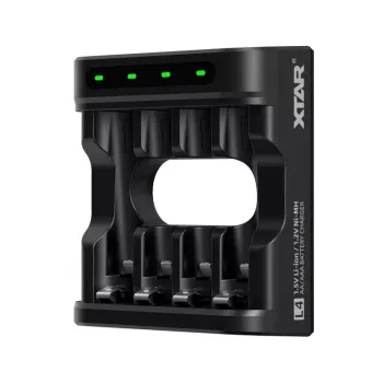 Akkulaturi XTAR 4 paikkaa AA/AAA (Li-Ion, NiMH) USB-C, LED-merkkivalot, musta