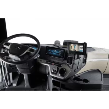 ARAT navigaattori-/telematiikkateline Mercedes Actros 5 vuosimallista 06/2019 alkaen