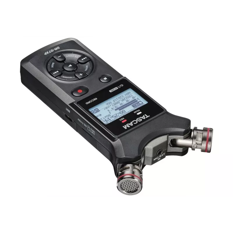 Tascam DR-07XP - kannettava digitaalinen tallennin USB-liitännällä