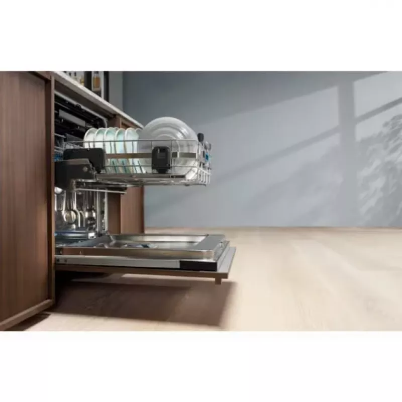 Kalusteisiin asennettava astianpesukone ELECTROLUX EEC87400W, 13 astiastoa, 44 dB