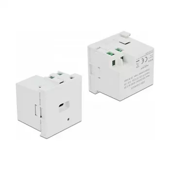 Seinäpistorasia DELOCK 81312 USB-C 100–240V 0,5A valkoinen, LED-käyttömerkkivalo