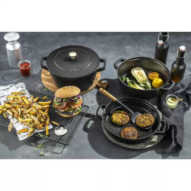 Staub La Cocotte 4,2 L pyöreä valurautainen haudutuspata