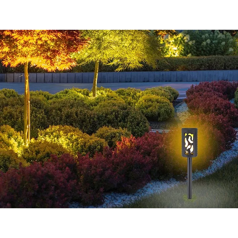 Beper P207ILO101 aurinkokäyttöinen puutarhavalaisin maatapilla, 12 LED liekkiefekti, IP44, musta