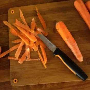 Kuorimaveitsi Fiskars Functional Form 1057544