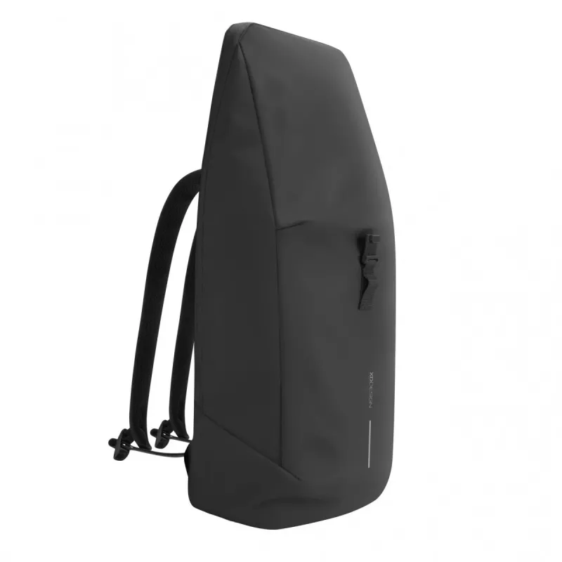 Reppu XDDESIGN URBAN FLAP-TOP P706.2601 — vettähylkivä, kevyt, musta