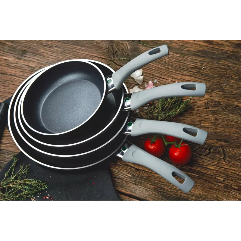 Yleispannu BALLARINI 75003-053-0 32 cm musta