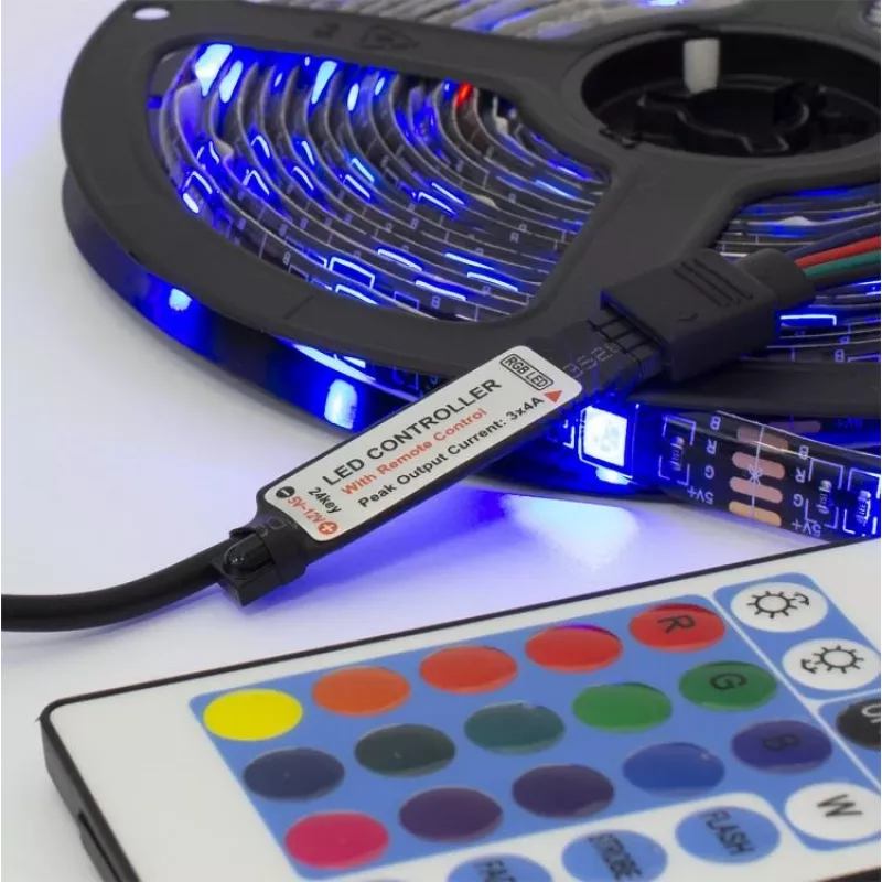 White Shark Helios LED-05 RGB LED-nauha kaukosäätimellä