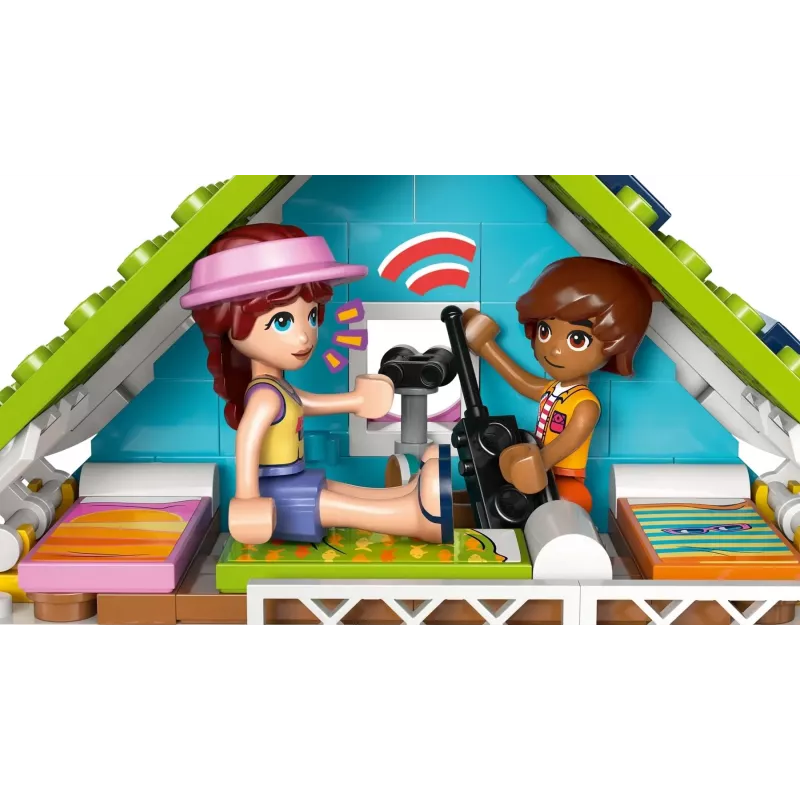 LEGO FRIENDS 42699 Rantatalo ja hylkeitä