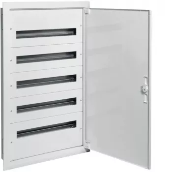 Sähkökeskus Hager FW524FT, IP30, mitat 550×110×920 mm