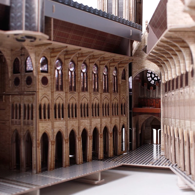 3D-palapeli CubicFun Notre Dame, 293 osaa, mittakaavatarkka katedraalin malli