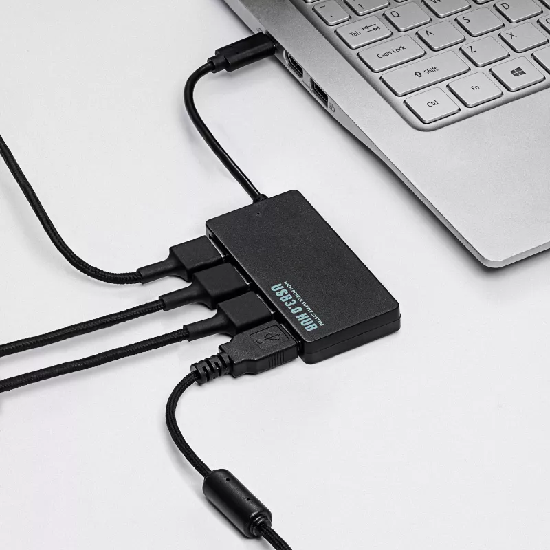 Akyga AK-AD-52 aktiivinen USB-C-keskitin, USB-C (M) - 4x USB-A (F), USB 3.1, 20 cm