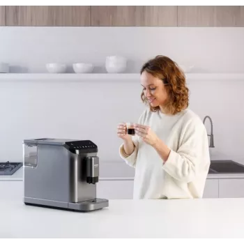Espressokone Taurus Accento Latte täysautomaattinen, integroitu mylly, 1,5 l vesisäiliö, kahvipapujen syöttö