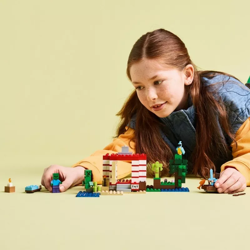 LEGO Minecraft setti 21275 TNT-viidakkotalo rakennuslelu, 287 osaa, 2 minihahmoa, 8+ vuotta