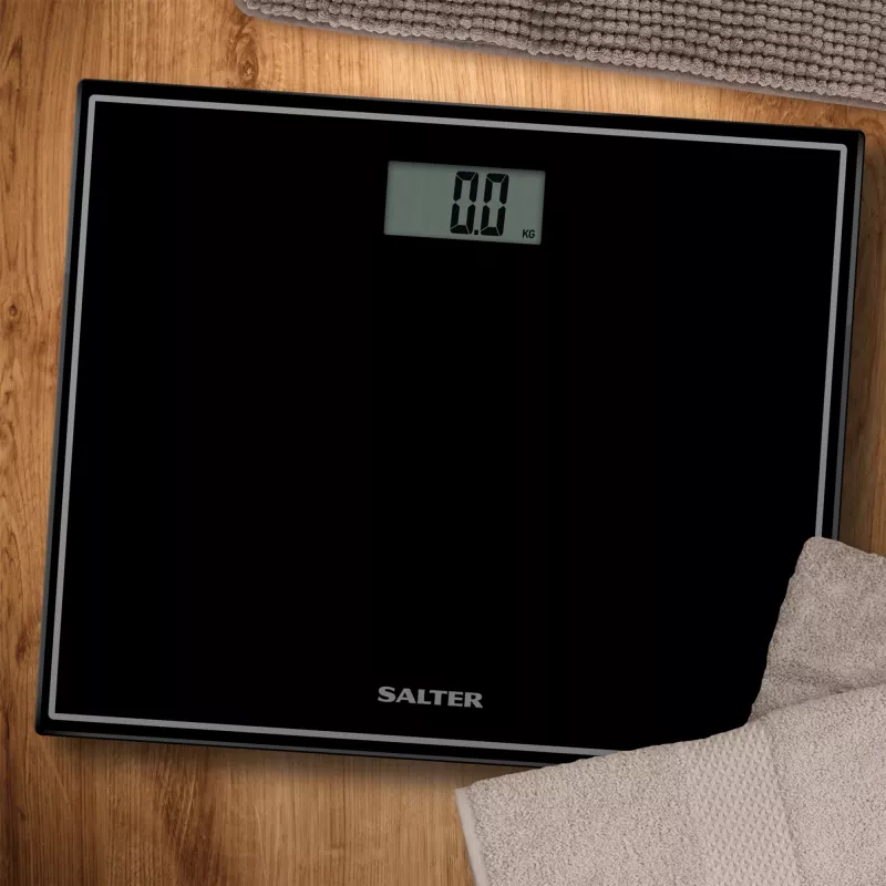 Salter 9207 BCFEU12 kompakti elektroninen henkilövaaka - musta