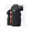 Sony α 7 III + 28–70 mm MILC 24,2 MP CMOS 6000 x 4000 pikseliä musta