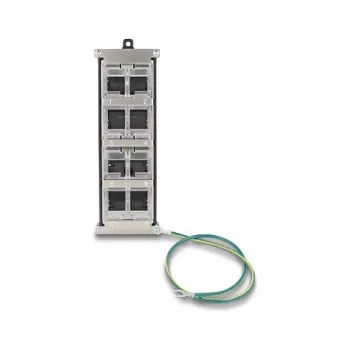 DELOCK Keystone-teline 8 porttia kallistettava Snap-In-kehys DIN-kisko- tai seinäasennukseen, musta, 78×154×55 mm
