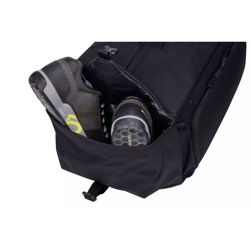 Thule 5536 Roundtrip 70L MTB-urheilukassi musta