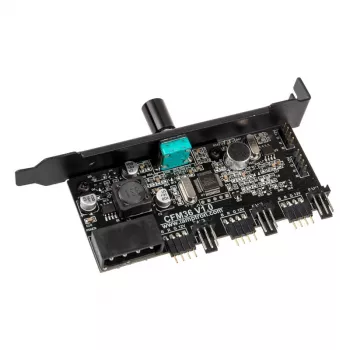 Lamptron CFM36 tuuletin- ja RGB-LED-ohjain PCI-paikkaan, musta