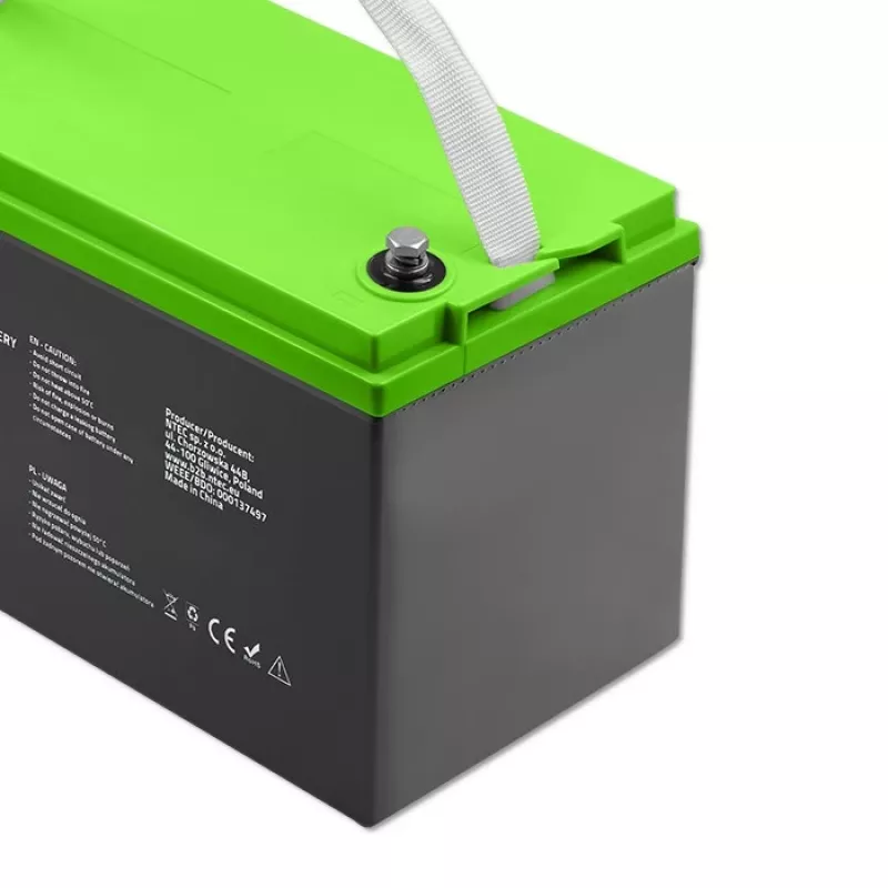Geeliakku QOLTEC 53080 12V 100Ah — suljettu ladattava akku varavirransyöttöön