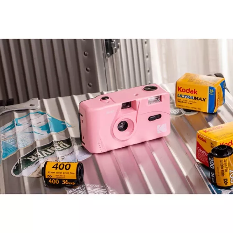 Kodak M35 kompakti filmikamera 35 mm pinkki