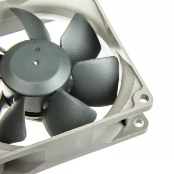 Noctua 80 mm kotelotuuletin NF-R8 REDUX-1800, 1800 kierr./min, 53,3 CFM, 17,1 dB, 3-Pin, 12 V