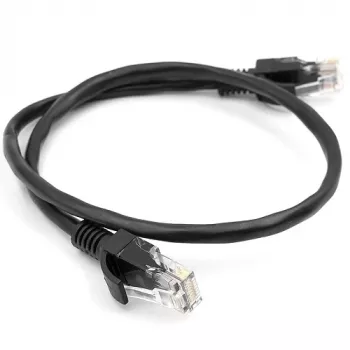 Cat5E UTP -kaapeli, 0,5 m, musta