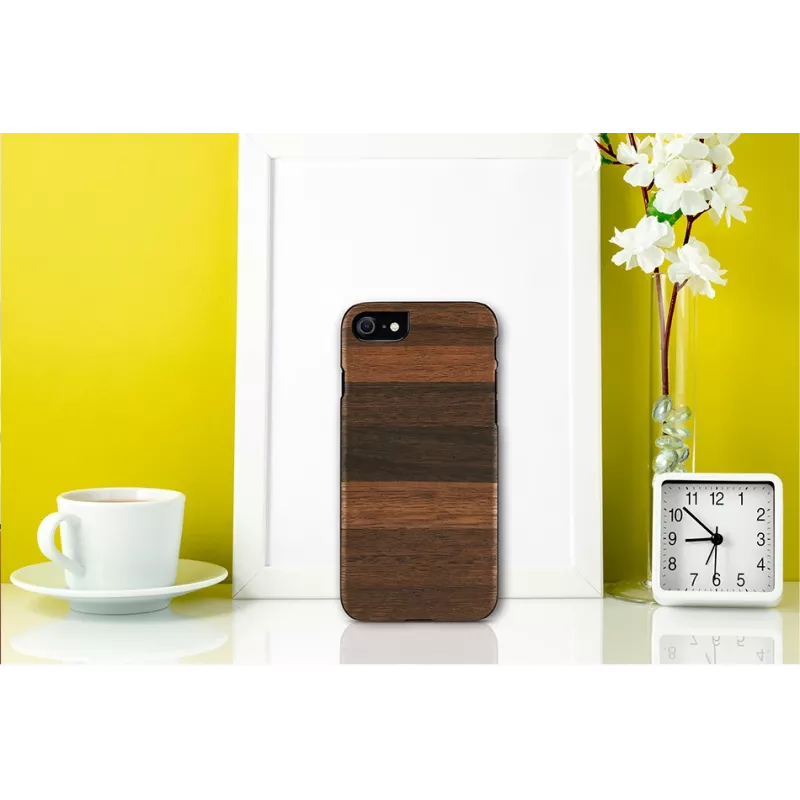 Man and Wood suojakotelo iPhone 7/8 — fango musta