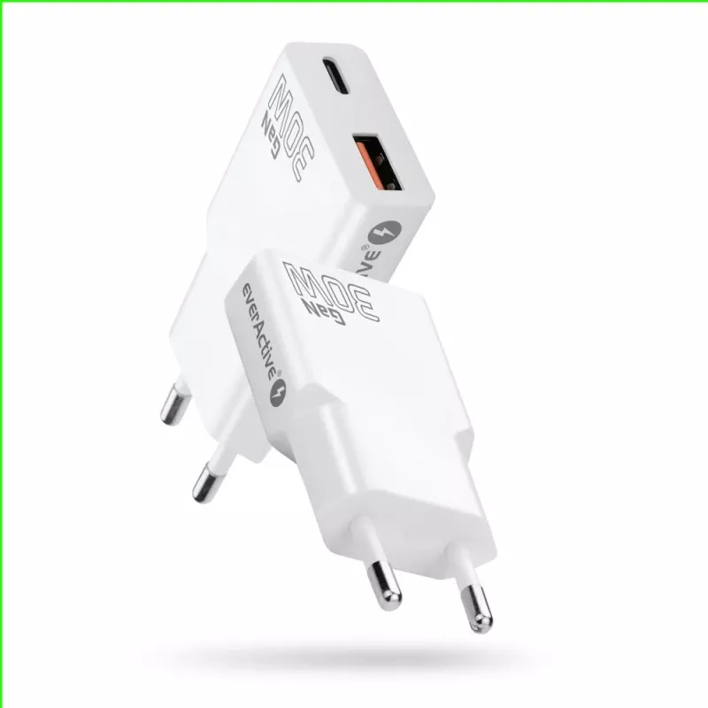 everActive SC-380Q Super ohut QC 3.0 -yleis-USB-verkkolaturi – Quick Charge 3.0, kompakti muotoilu