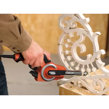Nauhahiomakone Black & Decker KA902EK — 400 W, säädettävä nopeus, hiomalevy 451×13 mm, 230 V, 3 m kaapeli, mukana kantolaukku
