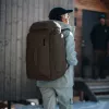 Thule 5157 Roundtrip vierivä laskettelu- ja lumilautailukenkäreppu 60L Deep Khaki