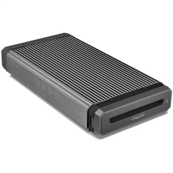 SANDISK Professional PRO-READER CFast USB-C 3.2 Gen 2 suorituskykyinen kortinlukija