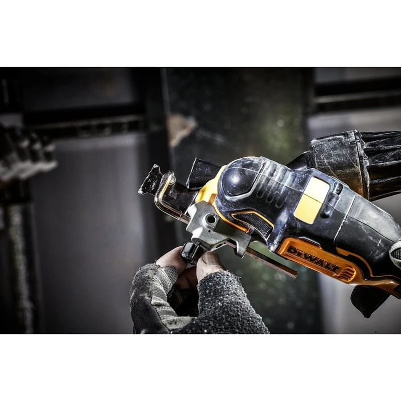 Akkukäyttöinen monitoimityökalu DeWalt DCS356N-XJ