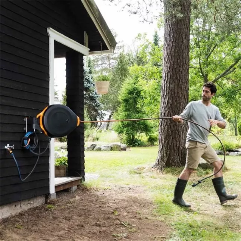 Fiskars 1027095 -letkuteline kuitu, metalli musta