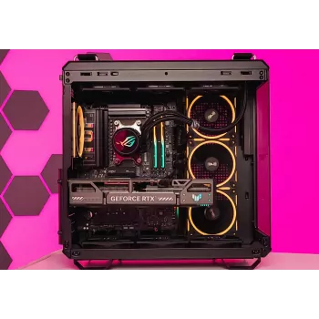DistriNode-pelitietokone räätälöitynä — Ryzen 7 9800X3D + RTX 5070 Ti, 32GB DDR5