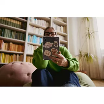 E-kirjan lukija Kobo Clara BW – 6 tuuman E Ink Carta, 16 GB, Wi‑Fi, Bluetooth, vedenkestävä, USB‑C