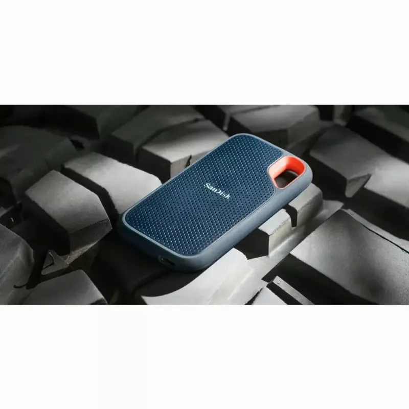 SSD-kiintolevy SanDisk 4000 GB 2,5 tuuman SATA SDSSDE61-4T00-G25