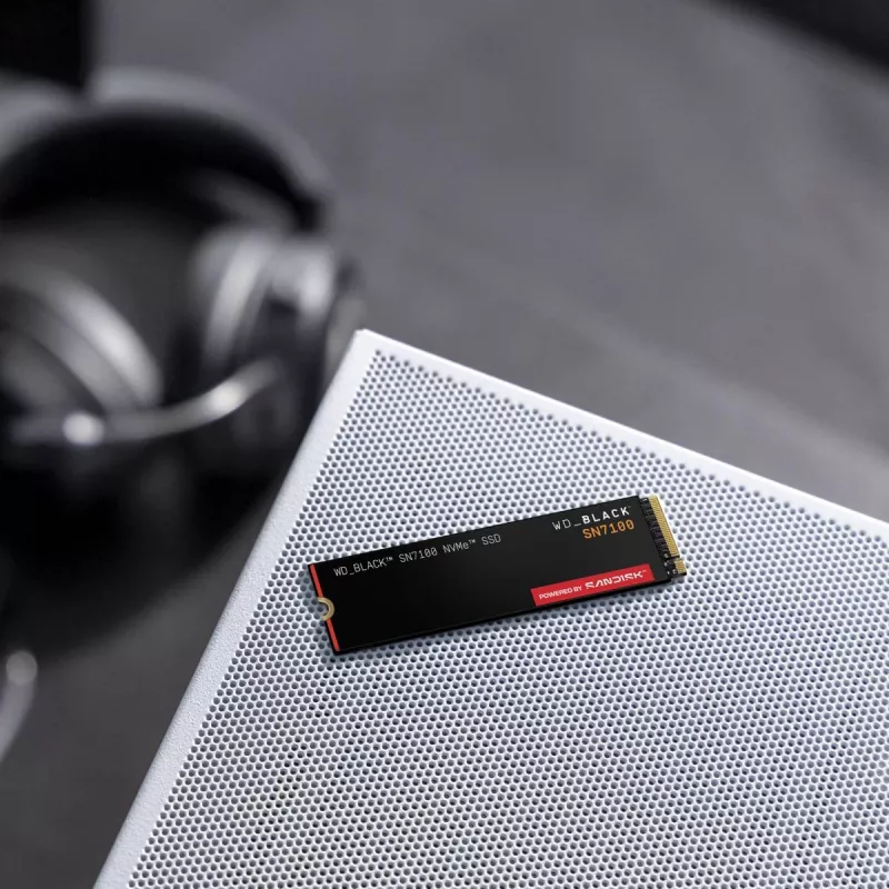WESTERN DIGITAL SSD - WD_BLACK SN7100 NVMe - 2 TB - PCIe Gen4 x4 - M.2 2280