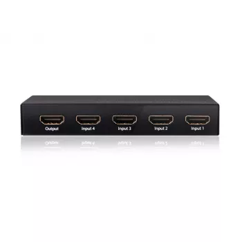 CLUB3D HDMI™ 2.0 UHD 4K60Hz SwitchBox 4 porttia IR-kaukosäätimellä
