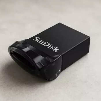 USB-muistitikku SanDisk 128 GB USB Type-A 3.2 Gen 1 Ultra Fit