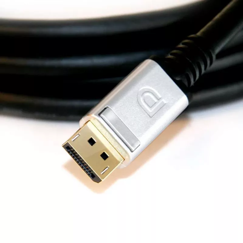 Club 3D CAC-1069 DisplayPort 1.4 HBR3 -kaapeli, 8K 60 Hz, 32,4 Gbit/s, DSC, HDR, VESA-sertifioitu, uros/uros, 4 m, musta