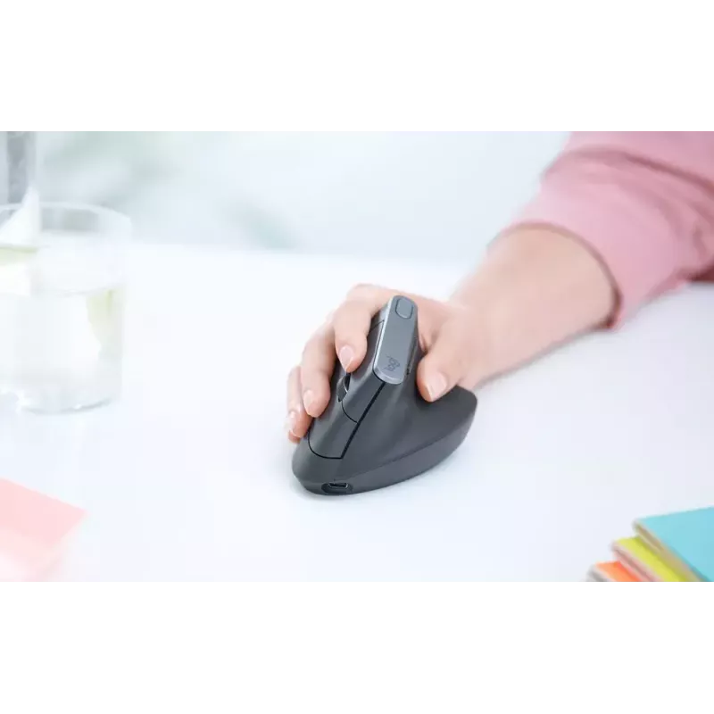 Ergonominen langaton hiiri Logitech MX Vertical, MX Vertical, 4000 DPI, RF Wireless + Bluetooth, oikeakätinen, grafiitti, toimistokäyttö