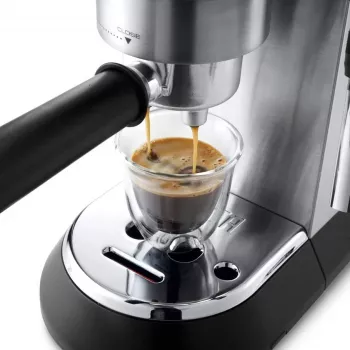 De’Longhi Dedica Style EC685.M puoliautomaattinen espressokeitin 1,1 L