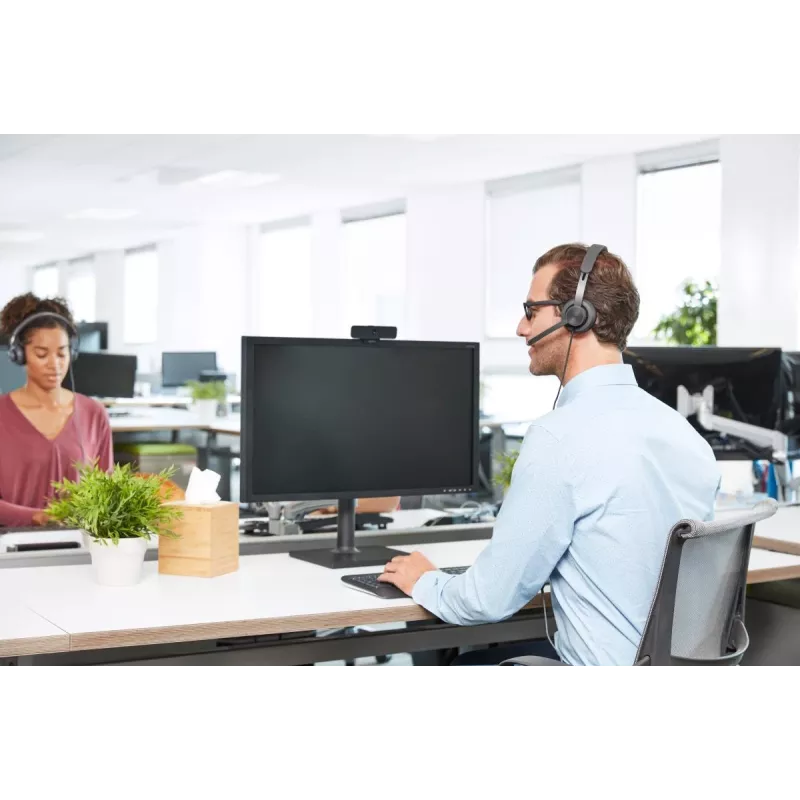 LOGITECH Zone Wired - USB-C / USB-A - headset - UC Zone - musta