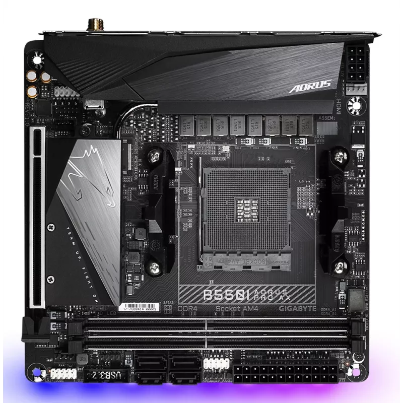 Emolevy GIGABYTE B550I AORUS PRO AX, B550, AM4, Mini-ITX