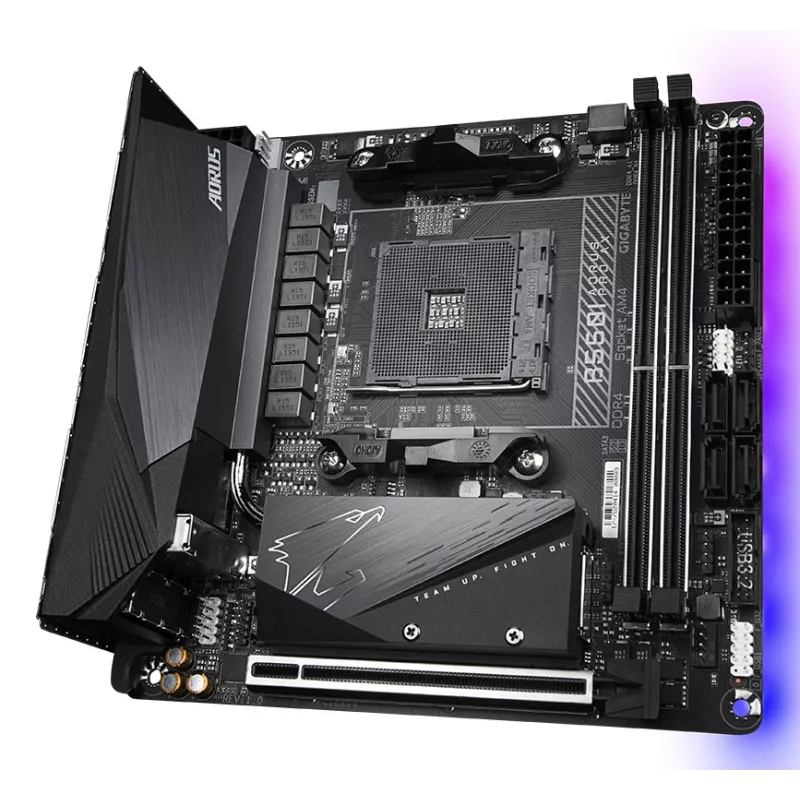 Emolevy GIGABYTE B550I AORUS PRO AX, B550, AM4, Mini-ITX